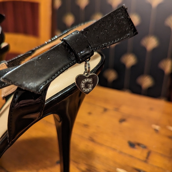 Guess Heels - Picture 3 of 4